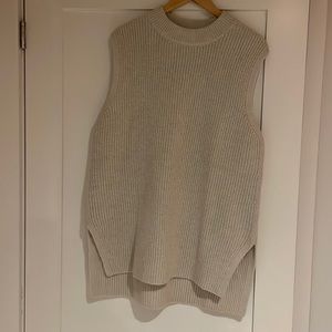 CREAM KNIT LONG SWEATER VEST